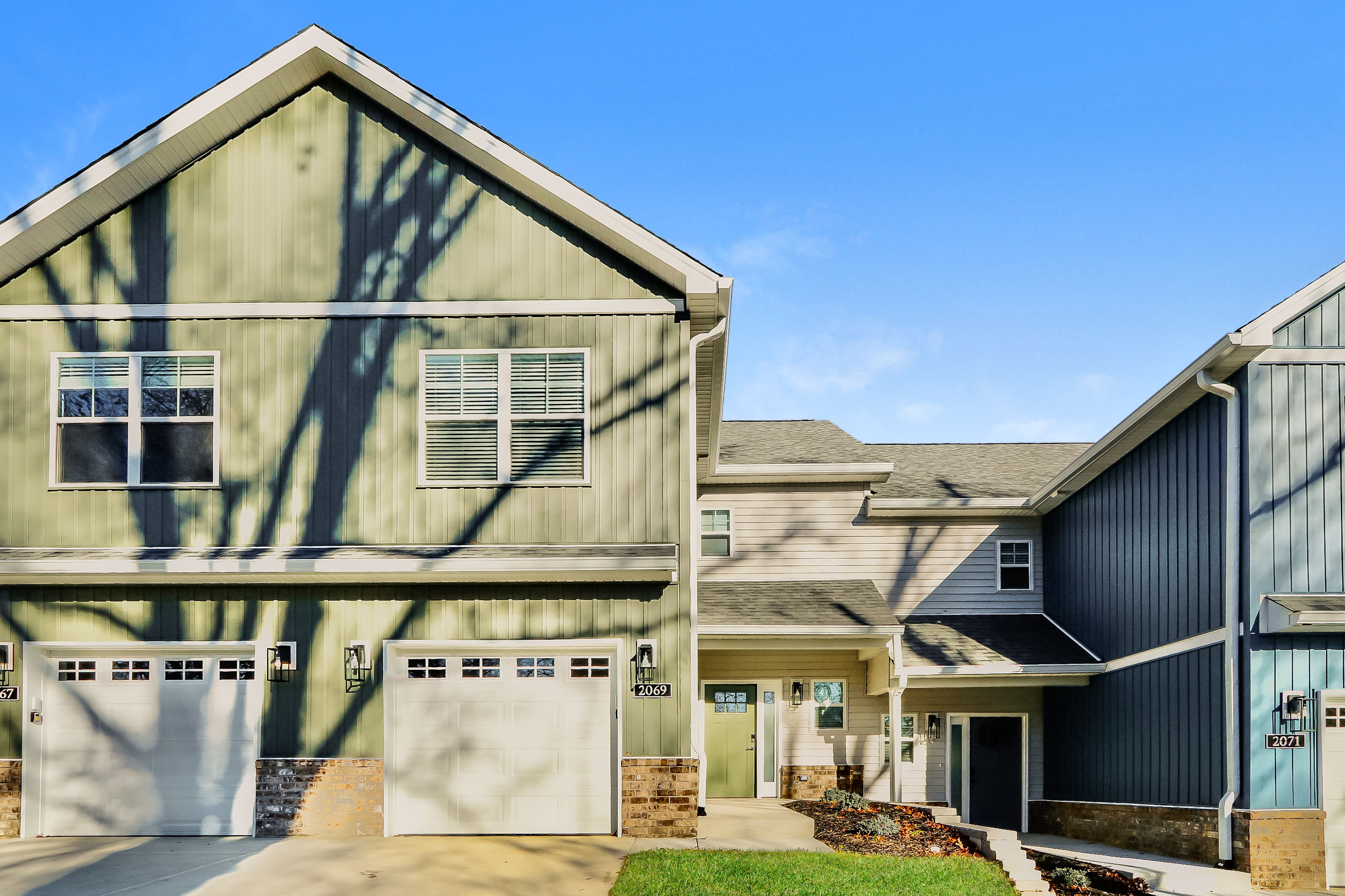 2069 Paddle Wheel Dr Jeffersonville, IN 47130